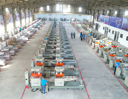 MÁY SẢN XUẤT CỬA NHÔM XU HƯỚNG MỚI TRONG LĨNH VỰC SẢN XUẤT CỬA NHÔM HIỆN ĐẠI